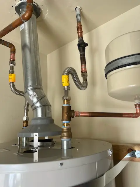 Water heater installation and plumbing repair in Hermitage Park